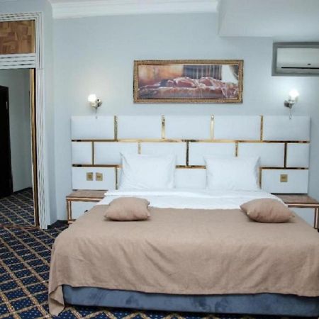Bey Hotel Baku Exterior photo