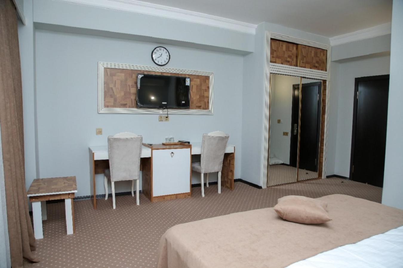 Bey Hotel Baku Exterior photo